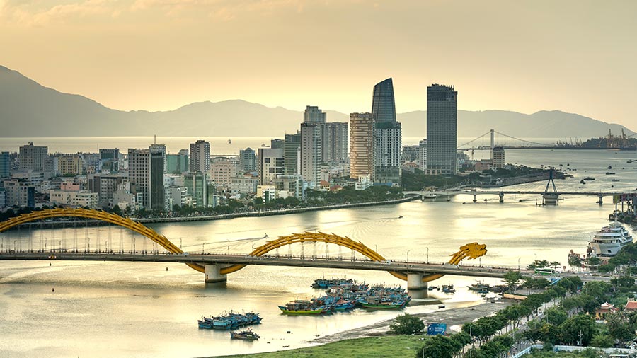 越南的经济，外国直接投资表现出稳定的增长，但第四波是一个关注的问题