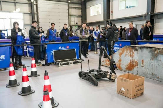 四大赛道沉浸式竞技！2025智能机器人大赛圆满收官(图8)