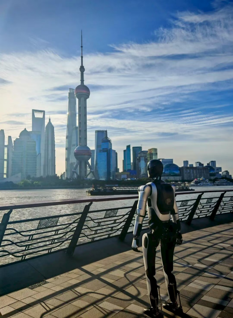 从苏州到上海,人形机器人“暴走”100公里不关机(图2) 从苏州到上海,人形机器人“暴走”100公里不关机(图2)