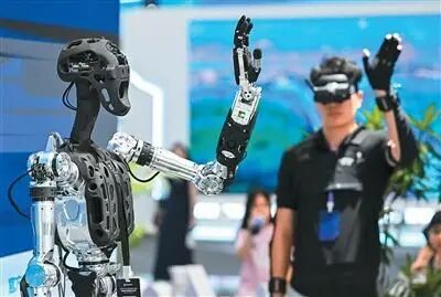 中国工业机器人上演“升职记”(图1)