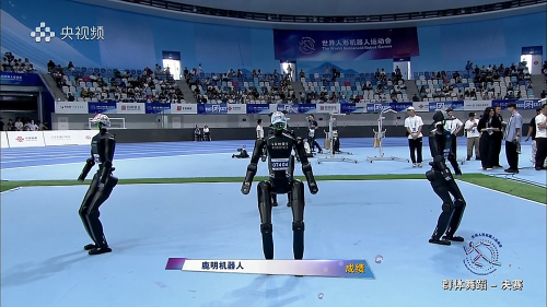 "舞"林争霸见证中国速度:鹿明机器人LUS2斩获世界人形机器人运动会群舞赛亚军(图1) "舞"林争霸见证中国速度:鹿明机器人LUS2斩获世界人形机器人运动会群舞赛亚军(图1)