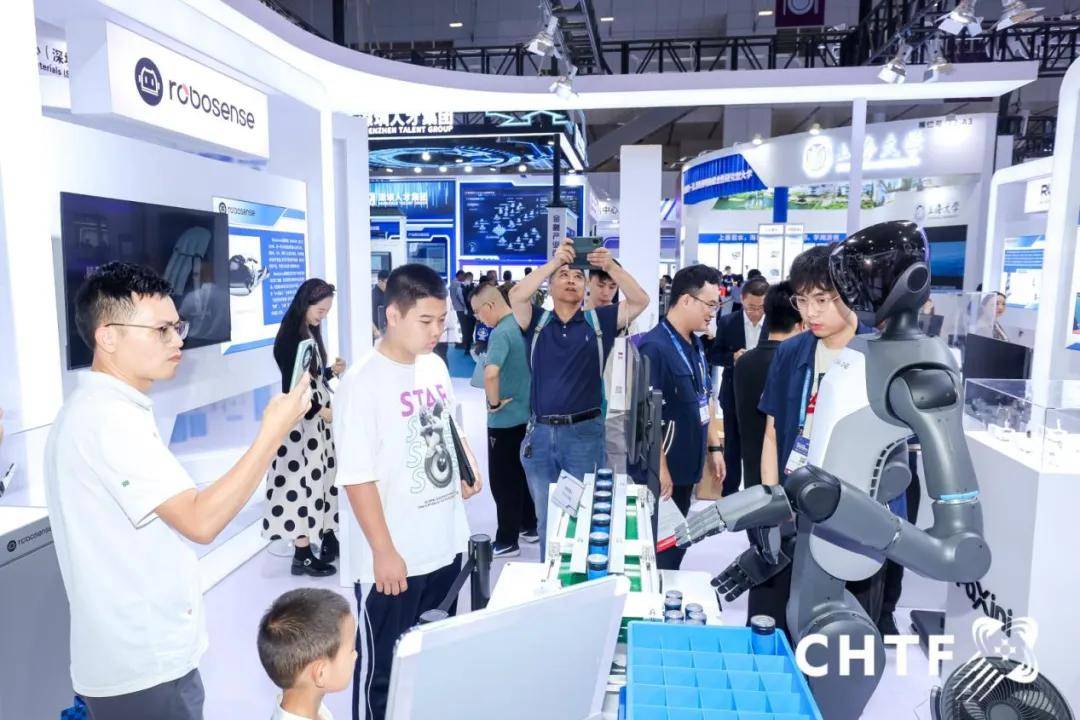 千亿高交会点燃创新主引擎 世界科技奥林匹克盛会激发科技“核爆点”(图11) 千亿高交会点燃创新主引擎 世界科技奥林匹克盛会激发科技“核爆点”(图11)