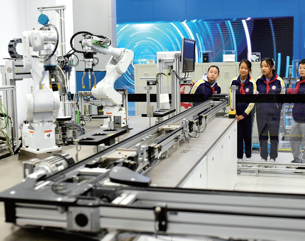 机器人研学爆火背后(图1) 机器人研学爆火背后(图1)