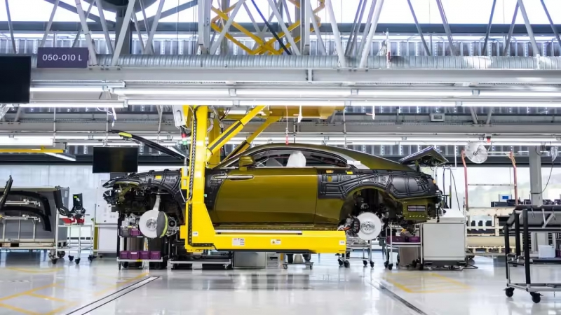 美国关税继续拖累英国汽车产业，5 月新车产量降至 1949 年以来最低(图1)