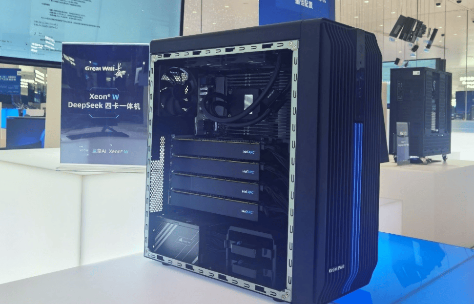 大模型一体机塞进这款游戏卡,价格砍掉一个数量级(图8) 大模型一体机塞进这款游戏卡,价格砍掉一个数量级(图8)