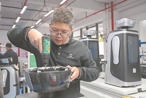 “福州造”智能机器人热销(图1)