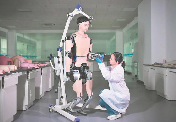 人形机器人 未来生活“新伙伴”(图7)