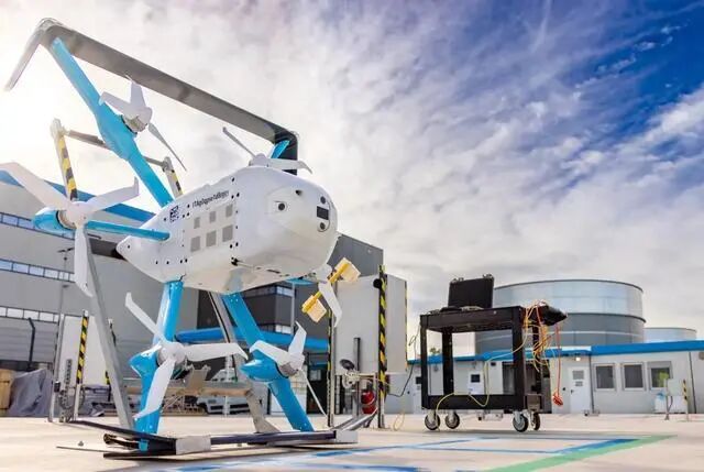 亚马逊准备在英国推出无人机送货服务(图1)