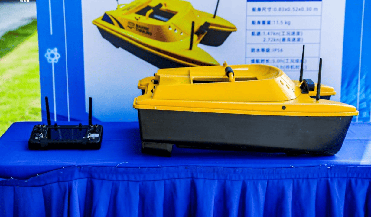 中国小微特机器人创新发展大会成功举办，水陆空机器人现场炫技(图6)