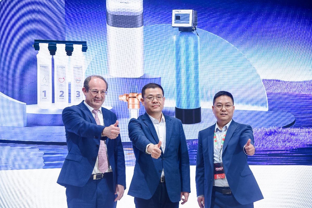 从抑菌到杀菌！卡萨帝倍世发布智慧版全屋净水新套系(图1)