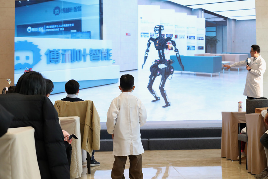 傅利叶机器人应用于就医场景，孩子们走进上海国际医学中心感受智能康复科技(图4)