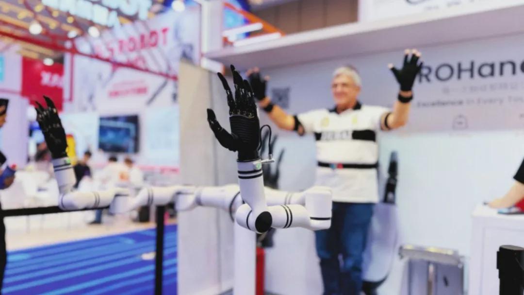 让机器拥有一双“巧手”，这家中国公司年内融资超三亿(图2)