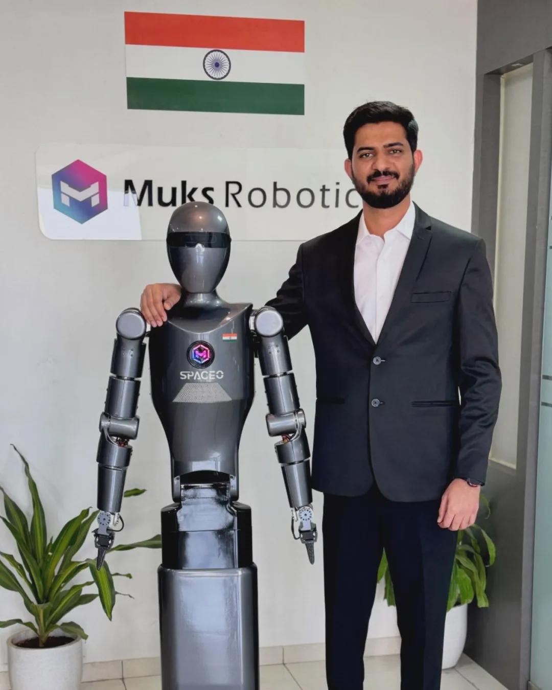 印度牙医博士打造全印首款人形机器人SPACEO-M1 时隔9个月全球开售！(图12)