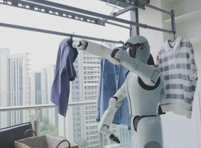 拾光S1叩门：当人形机器人终于走进你家客厅(图2)