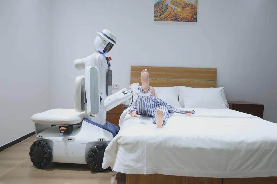 现场直击！2026智能养老服务机器人应用大赛开赛，八大任务赛项检验养老场景应用(图5)