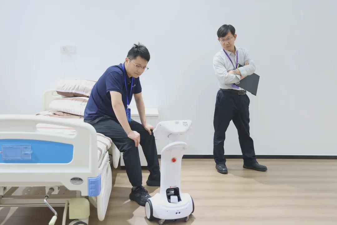 现场直击！2026智能养老服务机器人应用大赛开赛，八大任务赛项检验养老场景应用(图8)
