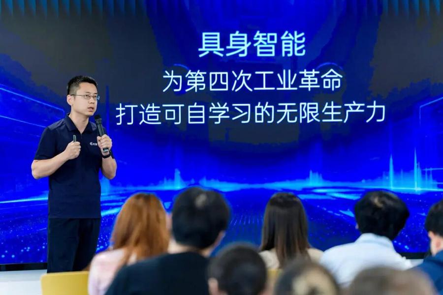 一家成立仅一年的具身智能公司，工业客户为何愿意买单？(图5)
