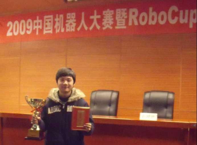 哈工程校友砺剑19年，拿下全球海洋机器人最大融资！(图2)